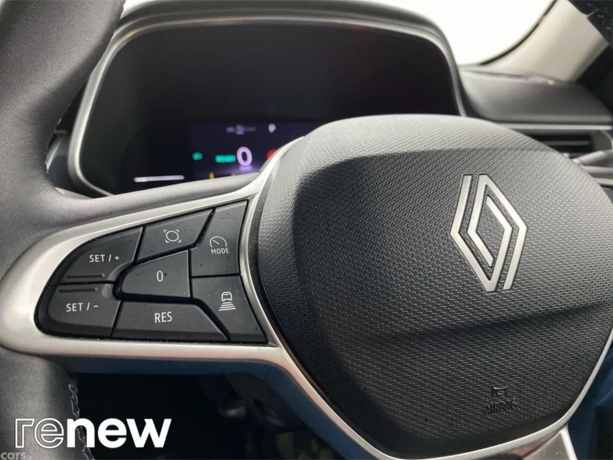 Renault Arkana Hatchback, Petrol Hybrid, 2025, Blue