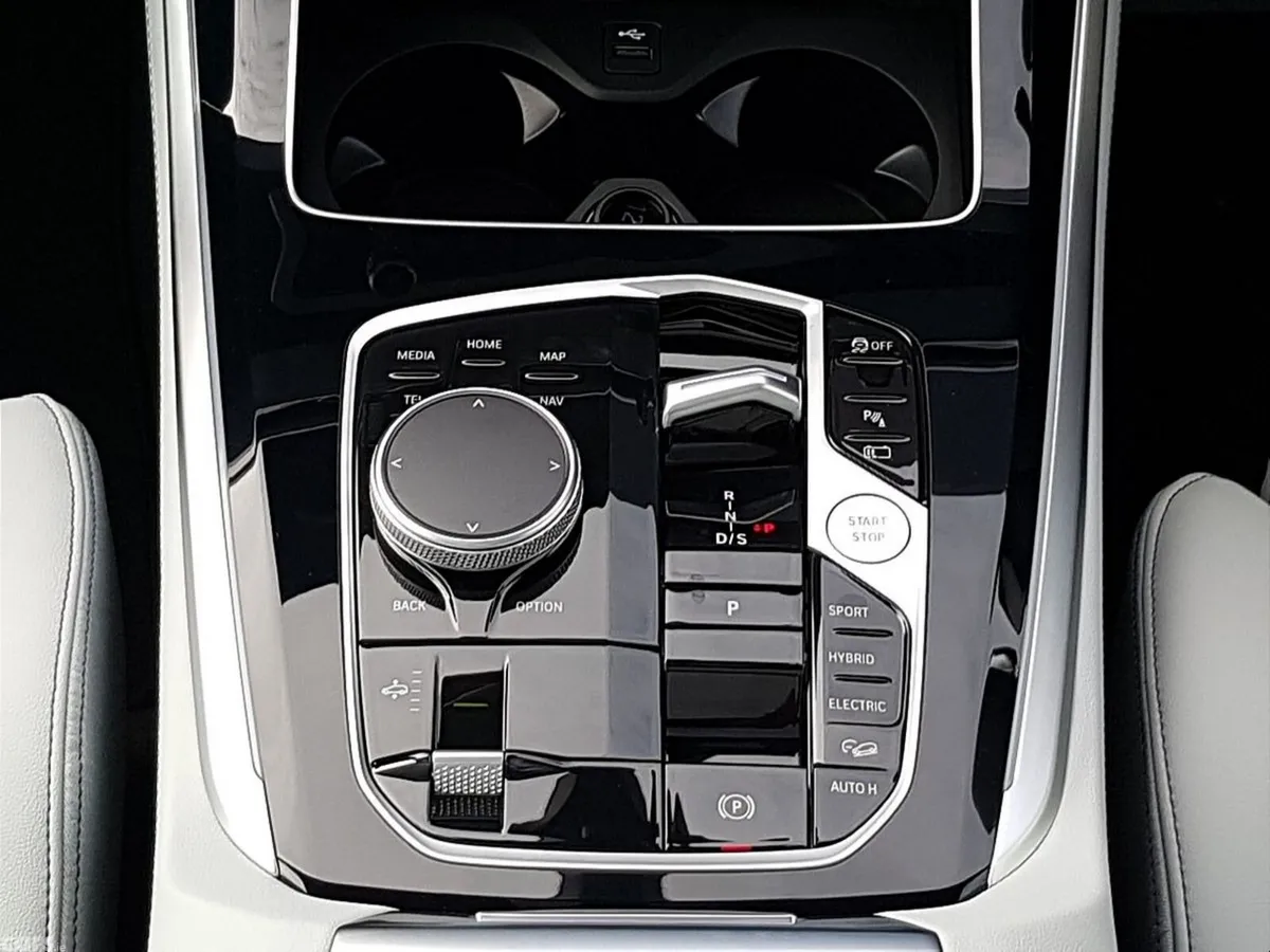 BMW X5 SUV, Petrol Plug-in Hybrid, 2026, Grey