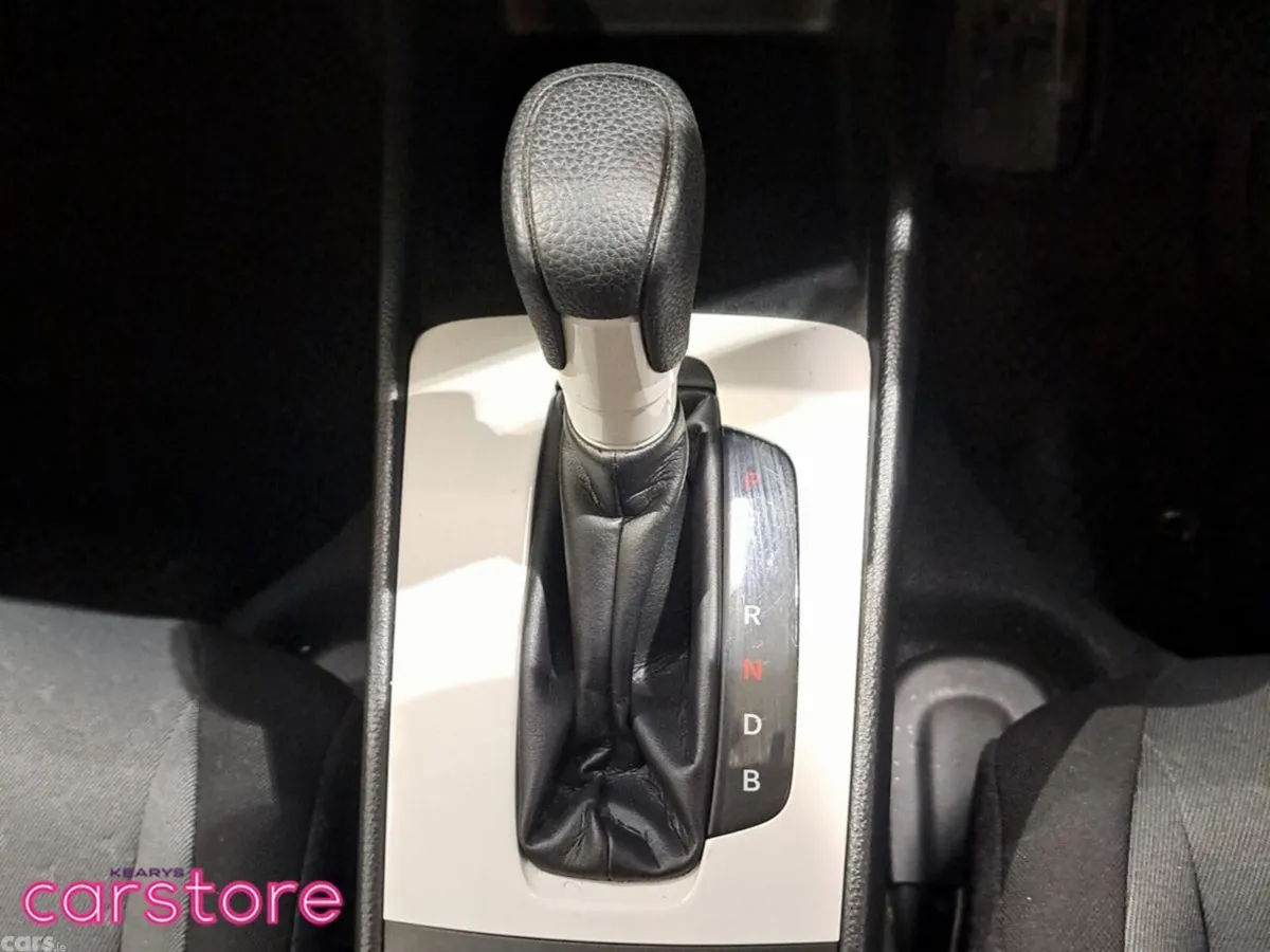 Honda Fit Hatchback, Petrol Hybrid, 2023, Grey