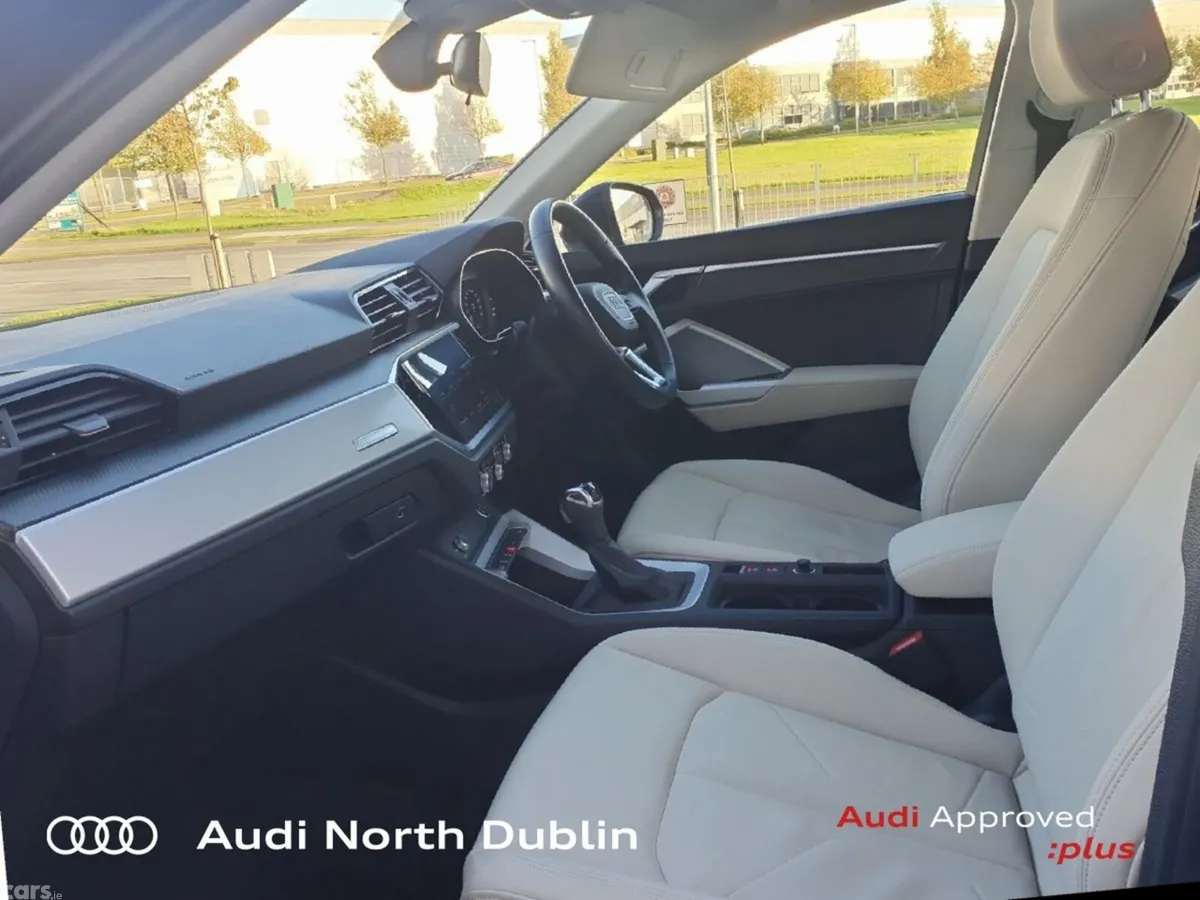 Audi Q3 SUV, Petrol, 2021, Blue
