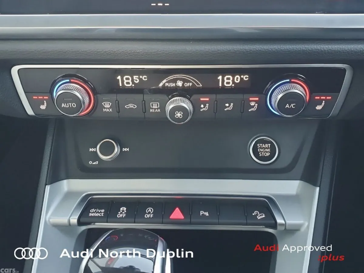 Audi Q3 SUV, Petrol, 2021, Blue