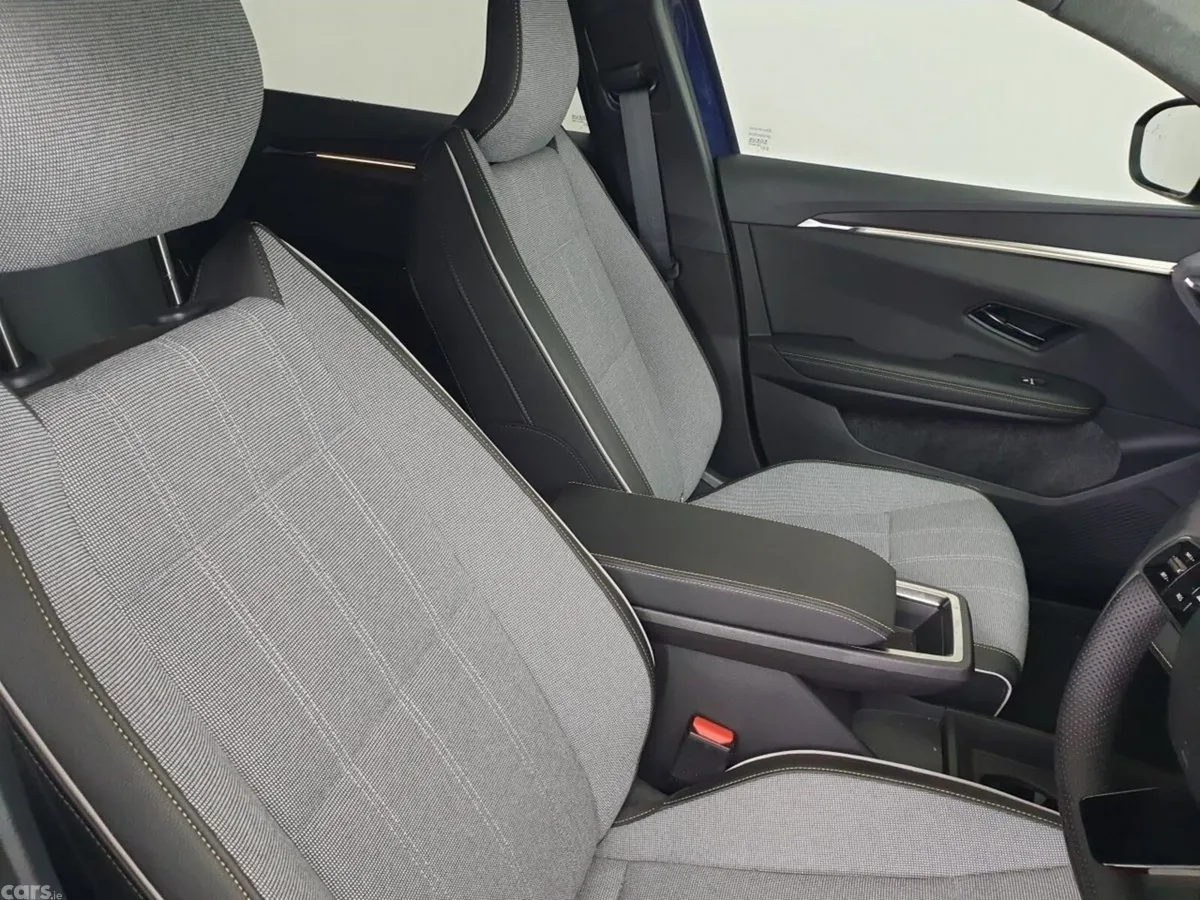 Renault Scenic E-Tech SUV, Electric, 2026, Blue