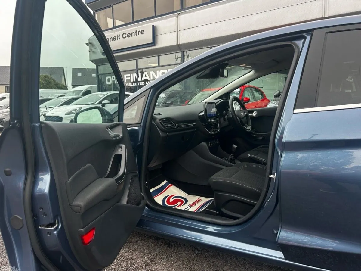 Ford Fiesta Hatchback, Petrol, 2023, Blue