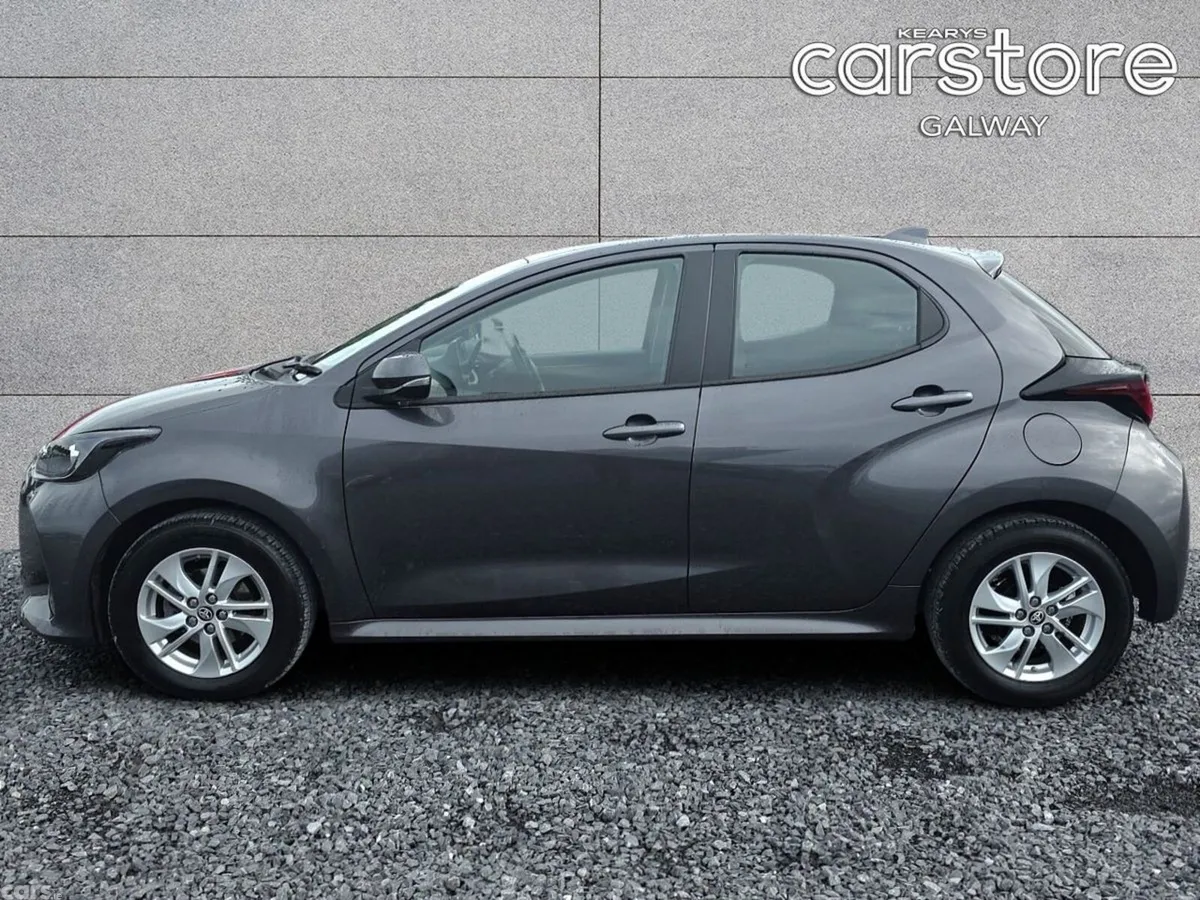Toyota Yaris Hatchback, Petrol, 2024, Grey