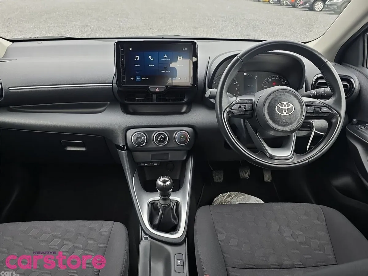 Toyota Yaris Hatchback, Petrol, 2024, Grey