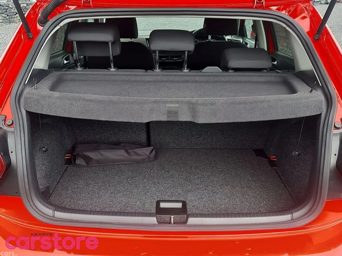 Volkswagen Polo Hatchback, Petrol, 2021, Red
