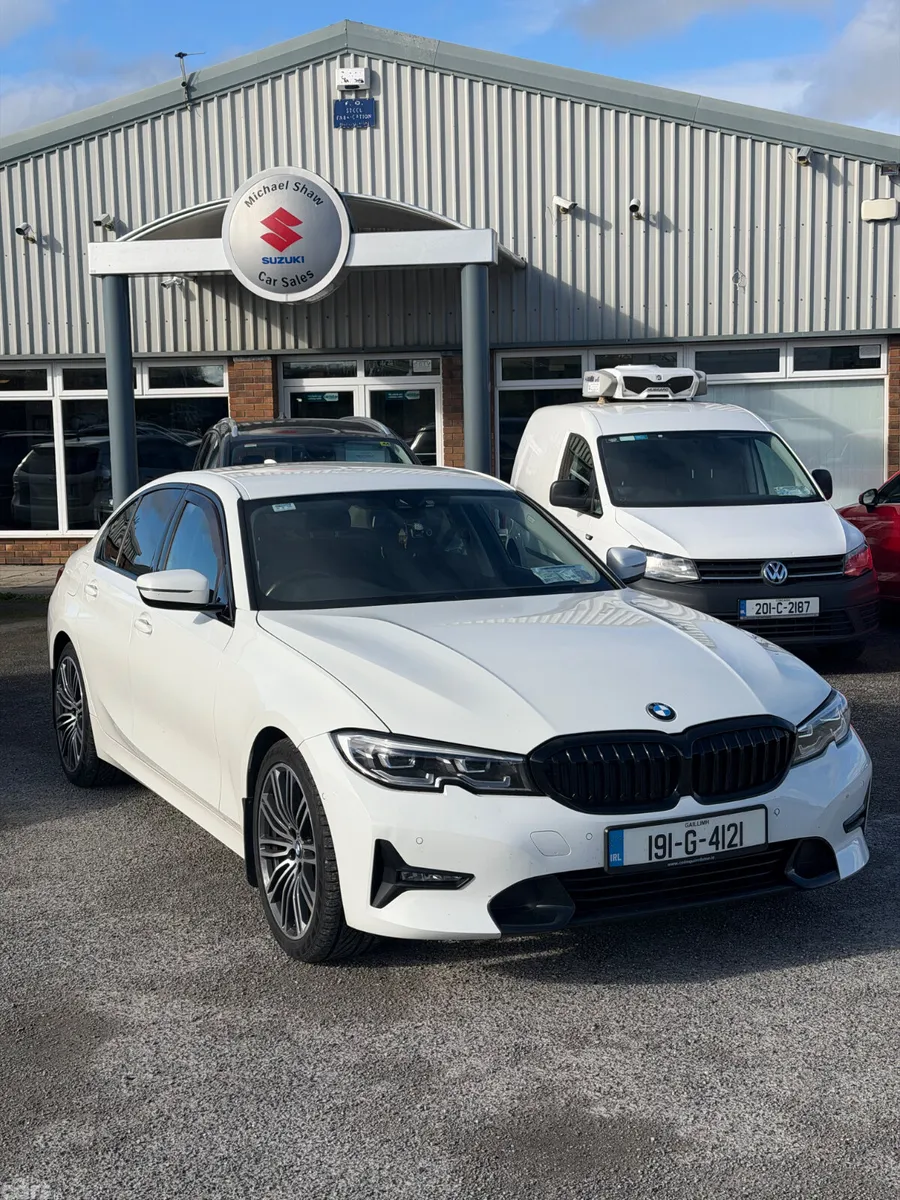 BMW 3-Series Saloon, Diesel, 2019, White