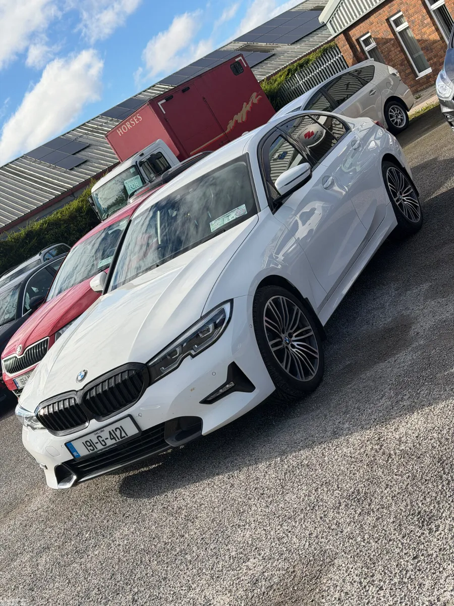 BMW 3-Series Saloon, Diesel, 2019, White