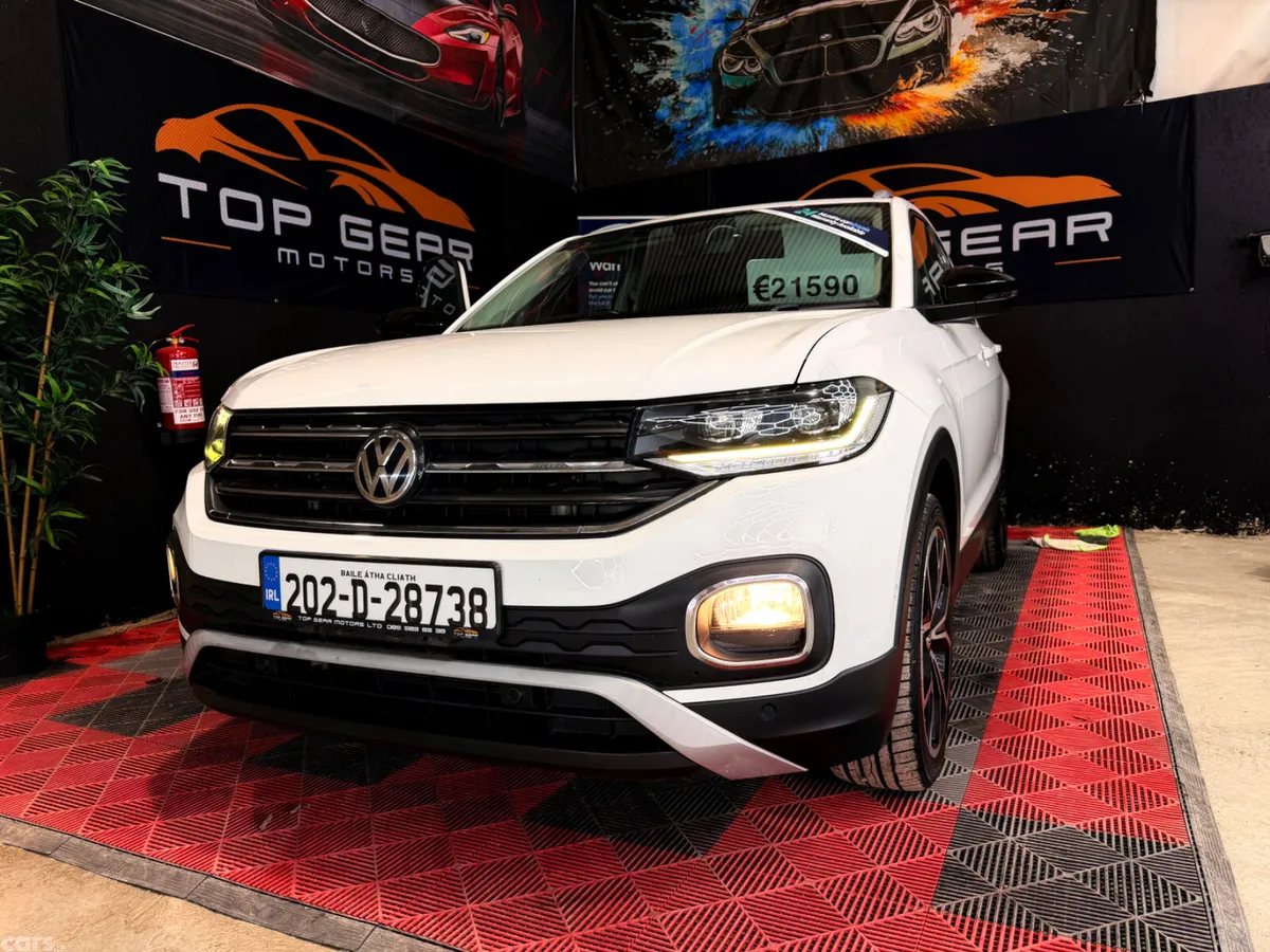 Volkswagen T-Cross SUV, Petrol, 2020, White