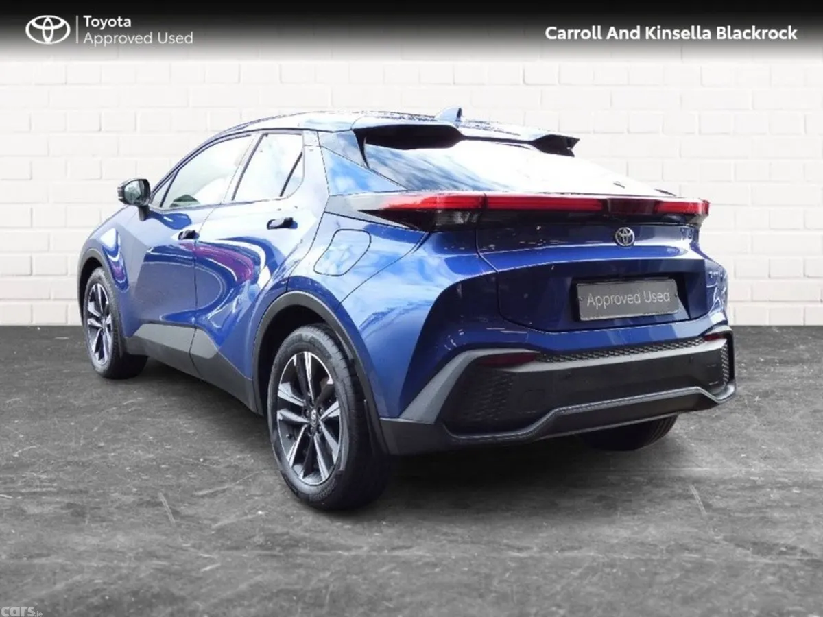 Toyota C-HR SUV, Petrol Hybrid, 2026, Blue