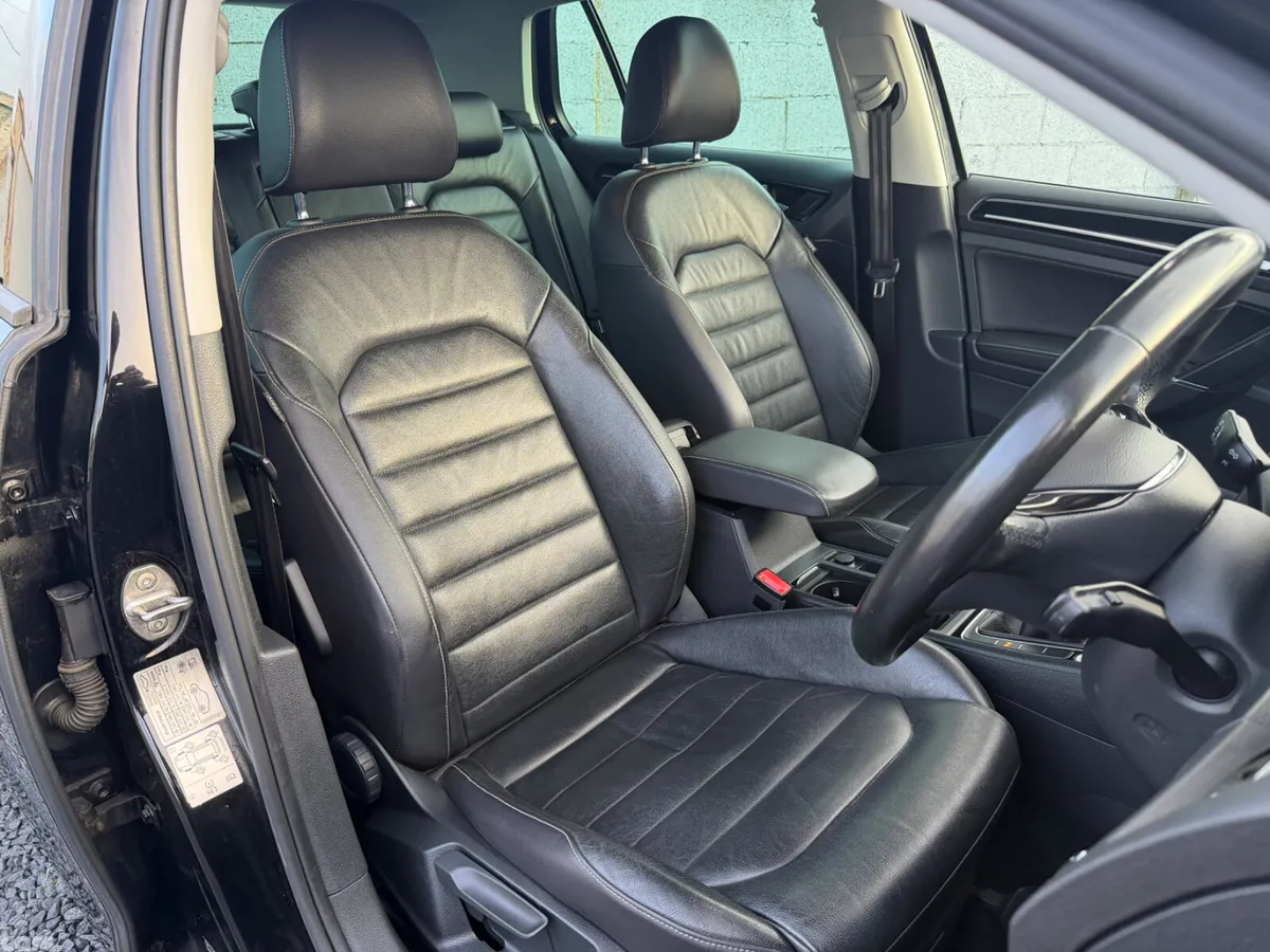 Volkswagen Golf Hatchback, Diesel, 2017, Black