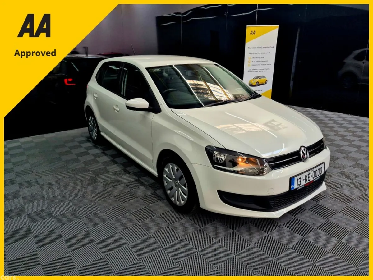 Volkswagen Polo Hatchback, Petrol, 2013, White