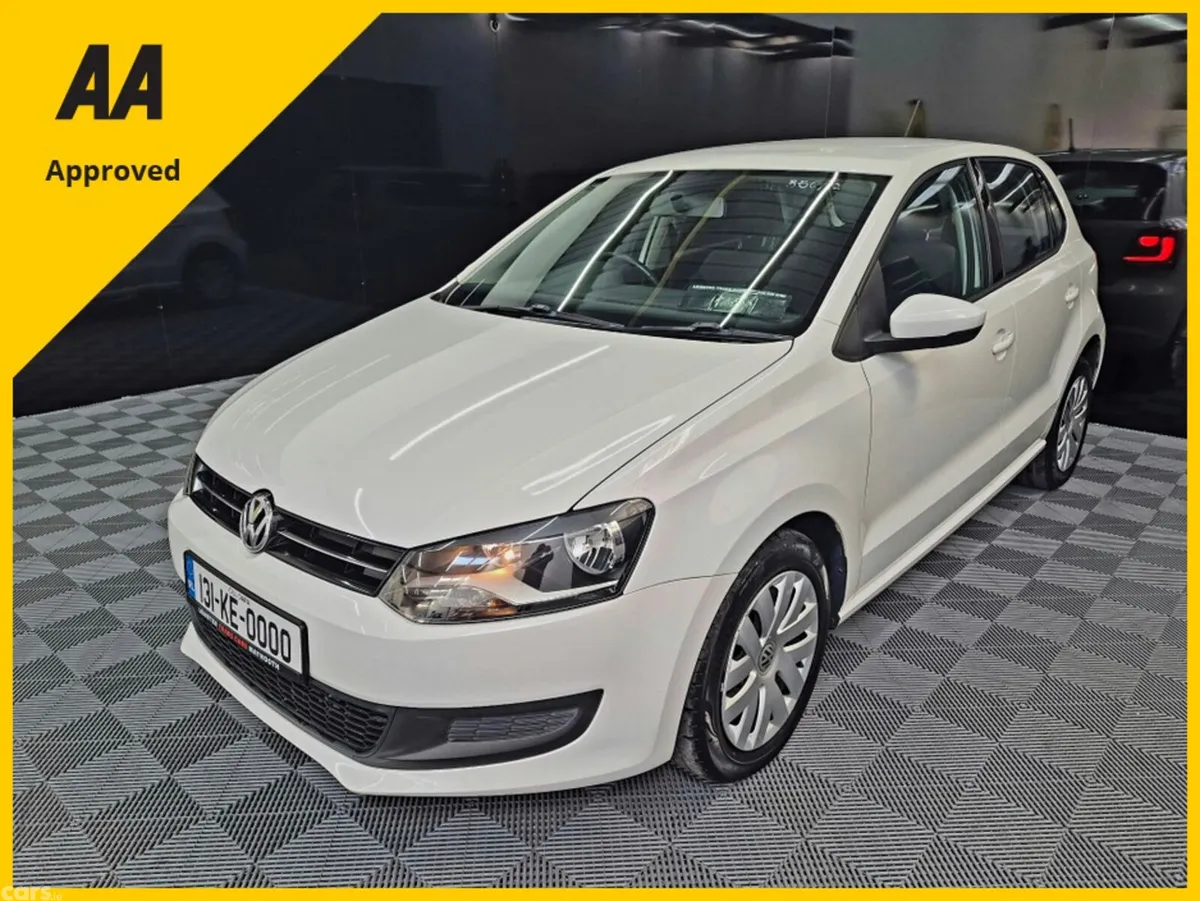 Volkswagen Polo Hatchback, Petrol, 2013, White