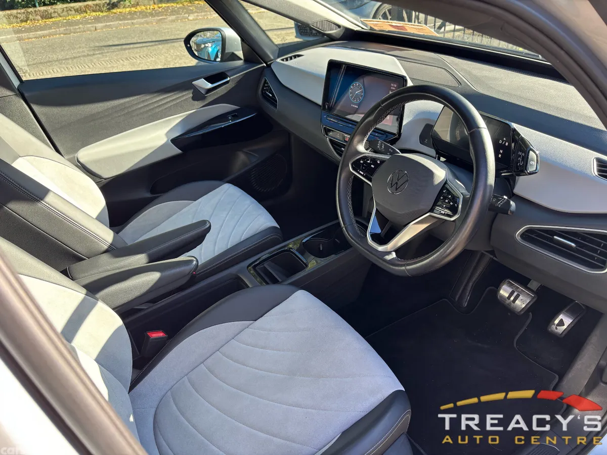 Volkswagen ID.3 Estate, Electric, 2023, Grey