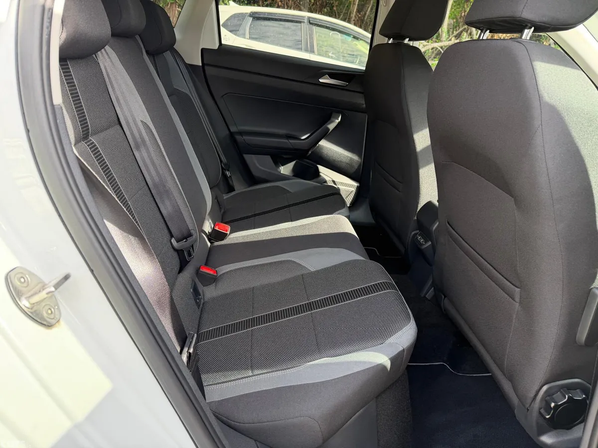 Volkswagen Polo Hatchback, Petrol, 2020, White