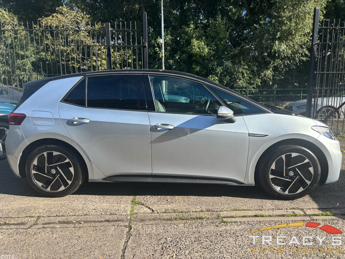 Volkswagen ID.3 Estate, Electric, 2023, Grey