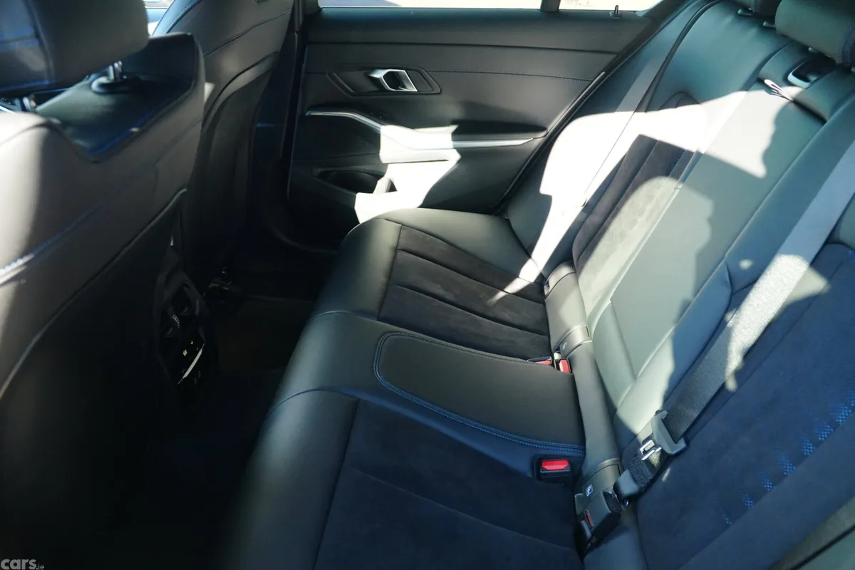 BMW 3-Series Saloon, Petrol Hybrid, 2025, White