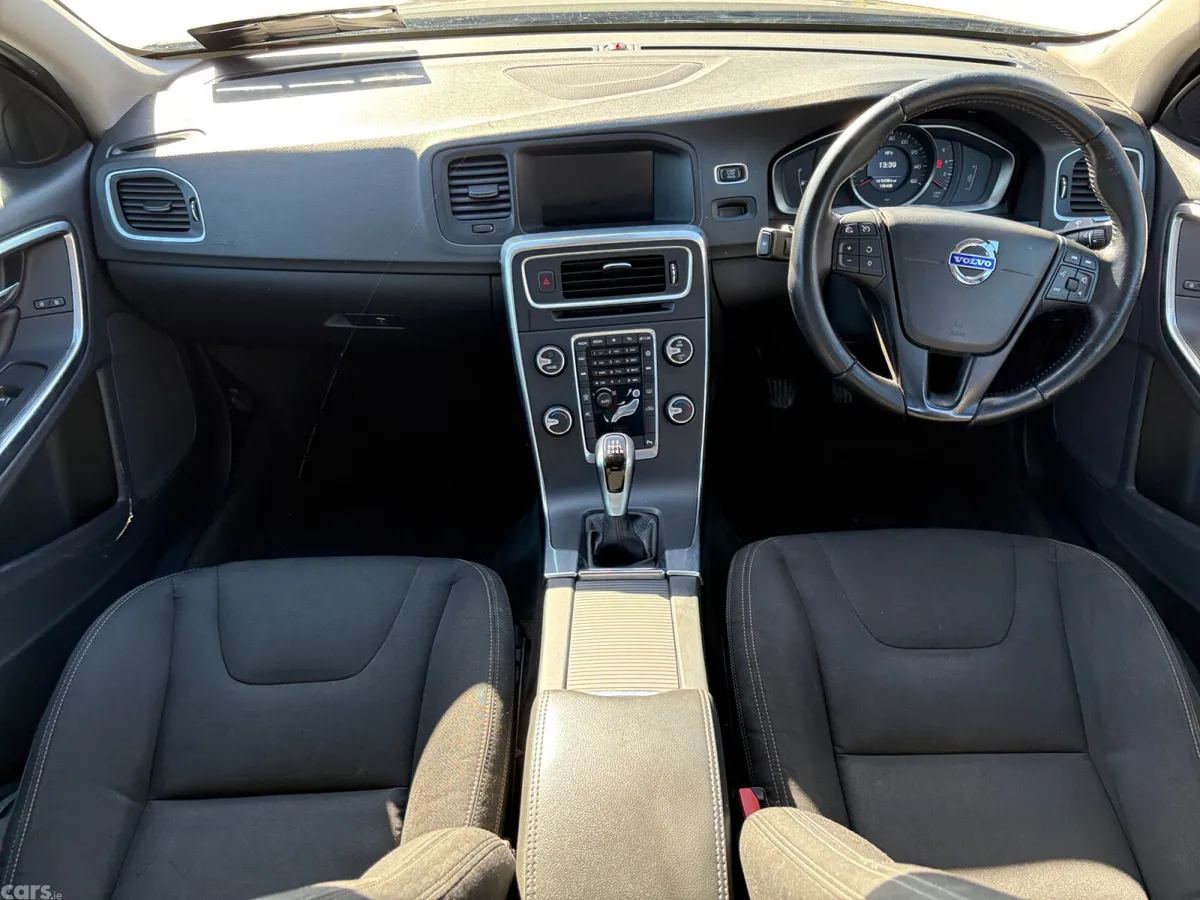 Volvo S60 Saloon, Diesel, 2016, Grey