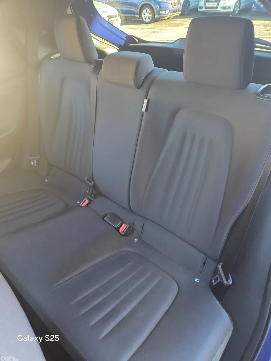 Toyota Yaris Hatchback, Petrol Hybrid, 2021, Blue