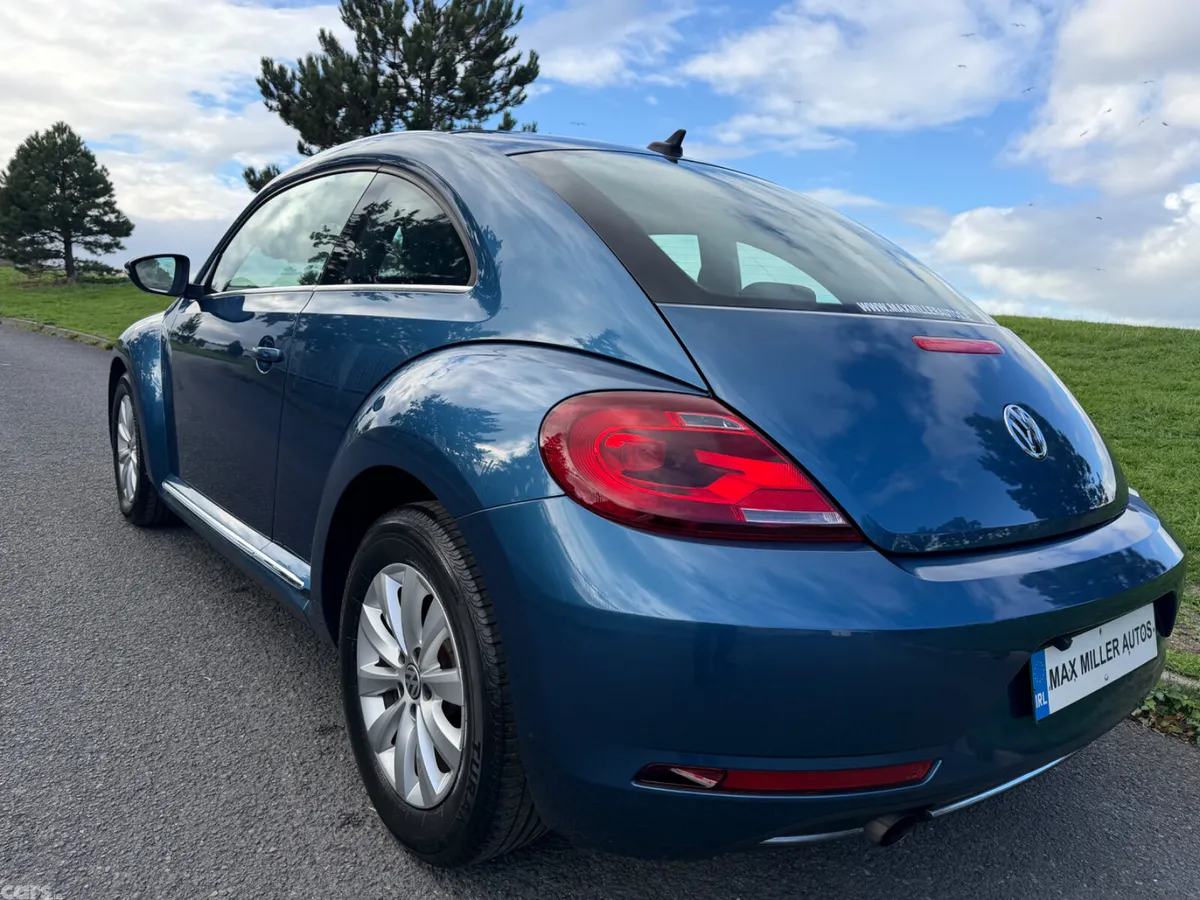 Volkswagen Beetle Hatchback, Petrol, 2017, Blue