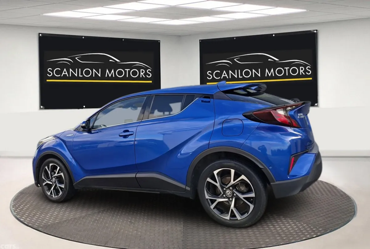 Toyota C-HR SUV, Petrol Hybrid, 2020, Blue