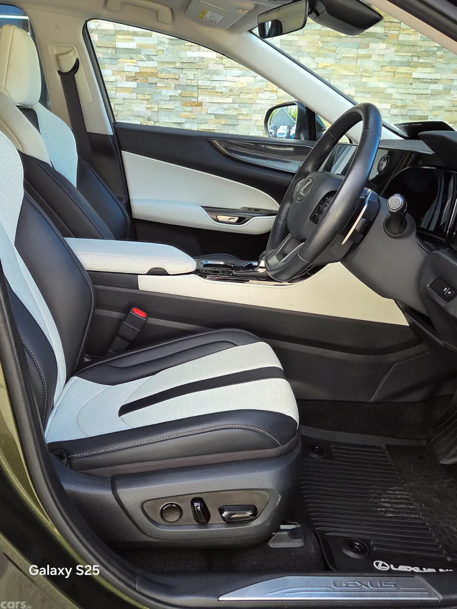 Lexus NX SUV, Petrol Plug-in Hybrid, 2025, Green