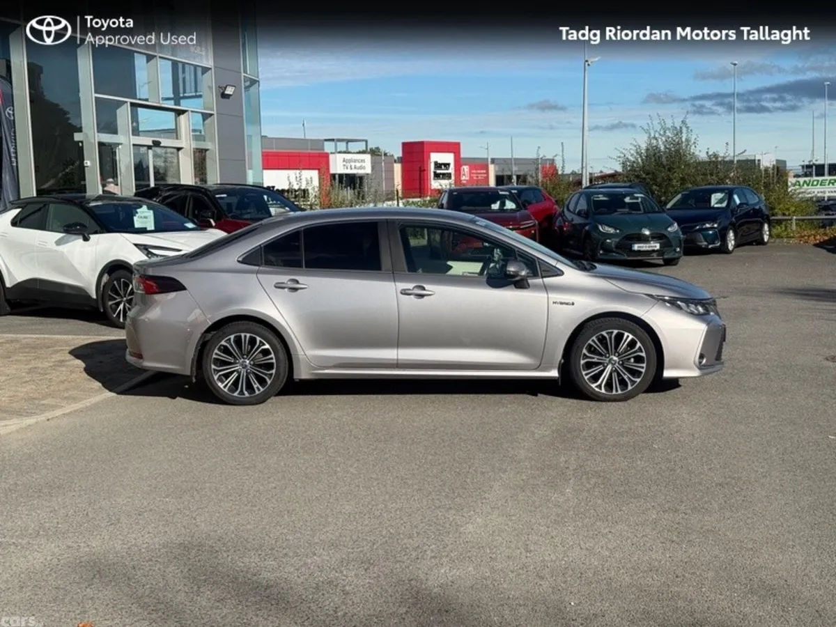 Toyota Corolla Saloon, Petrol Hybrid, 2021, Grey