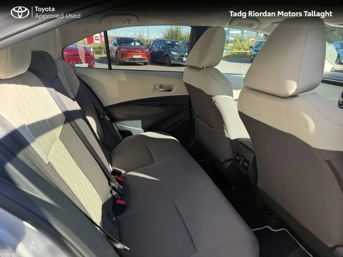 Toyota Corolla Saloon, Petrol Hybrid, 2021, Grey