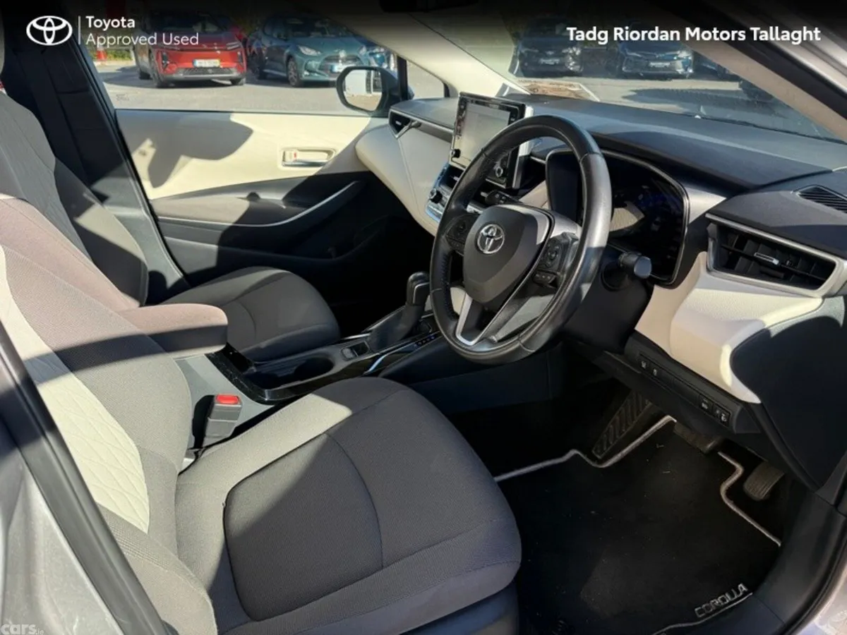 Toyota Corolla Saloon, Petrol Hybrid, 2021, Grey