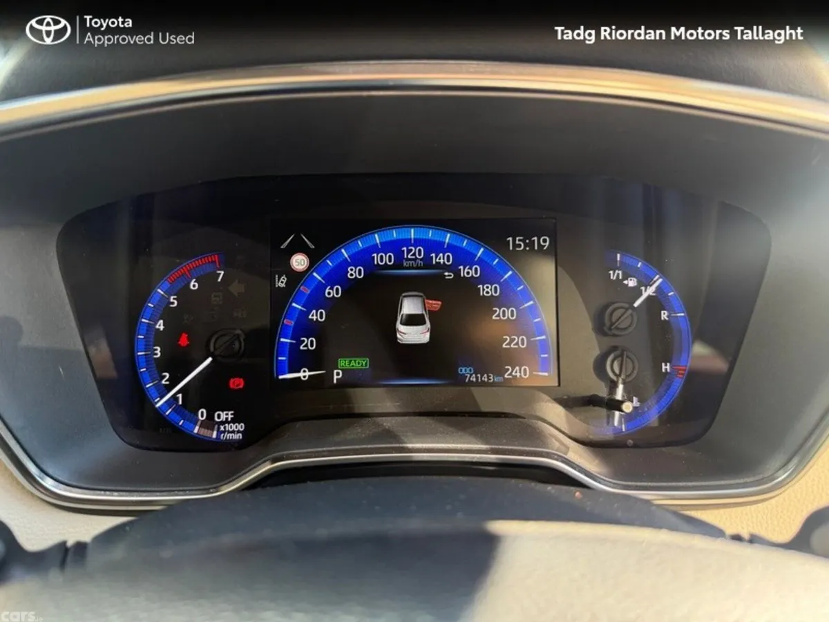 Toyota Corolla Saloon, Petrol Hybrid, 2021, Grey
