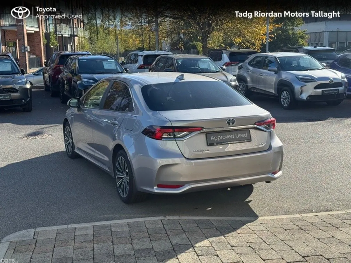Toyota Corolla Saloon, Petrol Hybrid, 2021, Grey