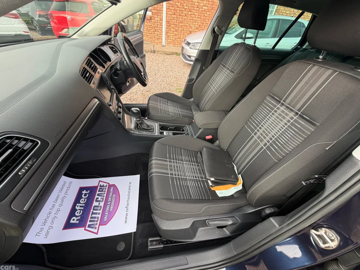 Volkswagen Golf Hatchback, Petrol, 2015, Blue