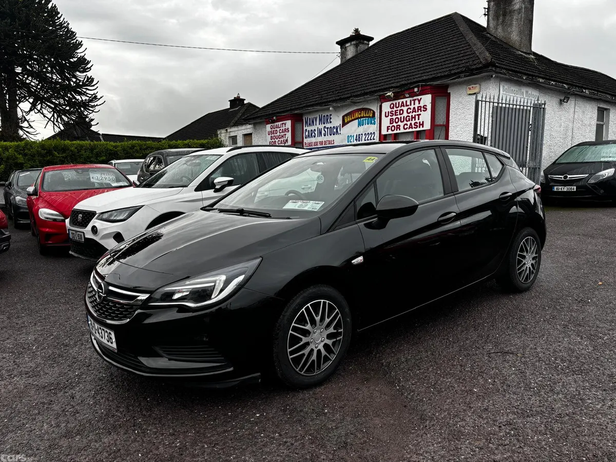Opel Astra Hatchback, Petrol, 2019, Black