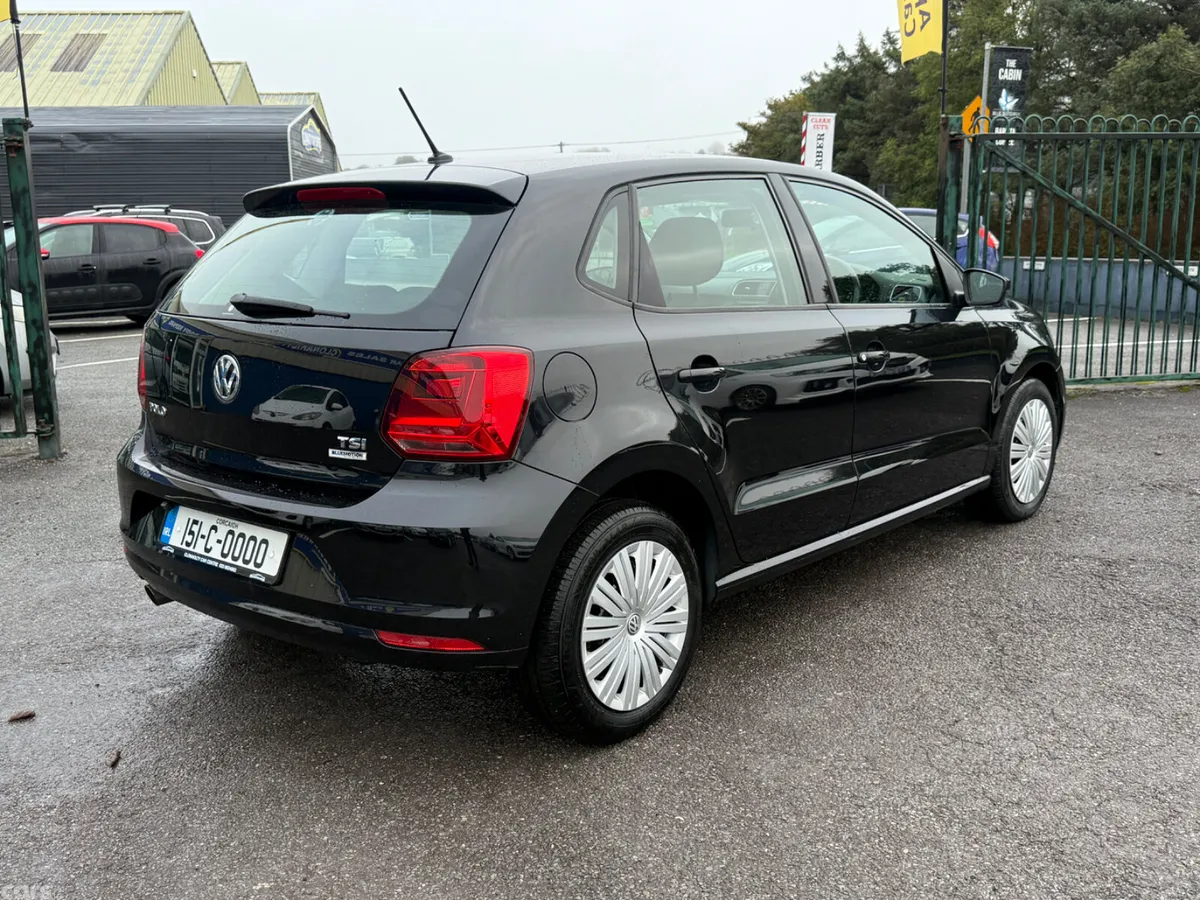 Volkswagen Polo Hatchback, Petrol, 2015, Black