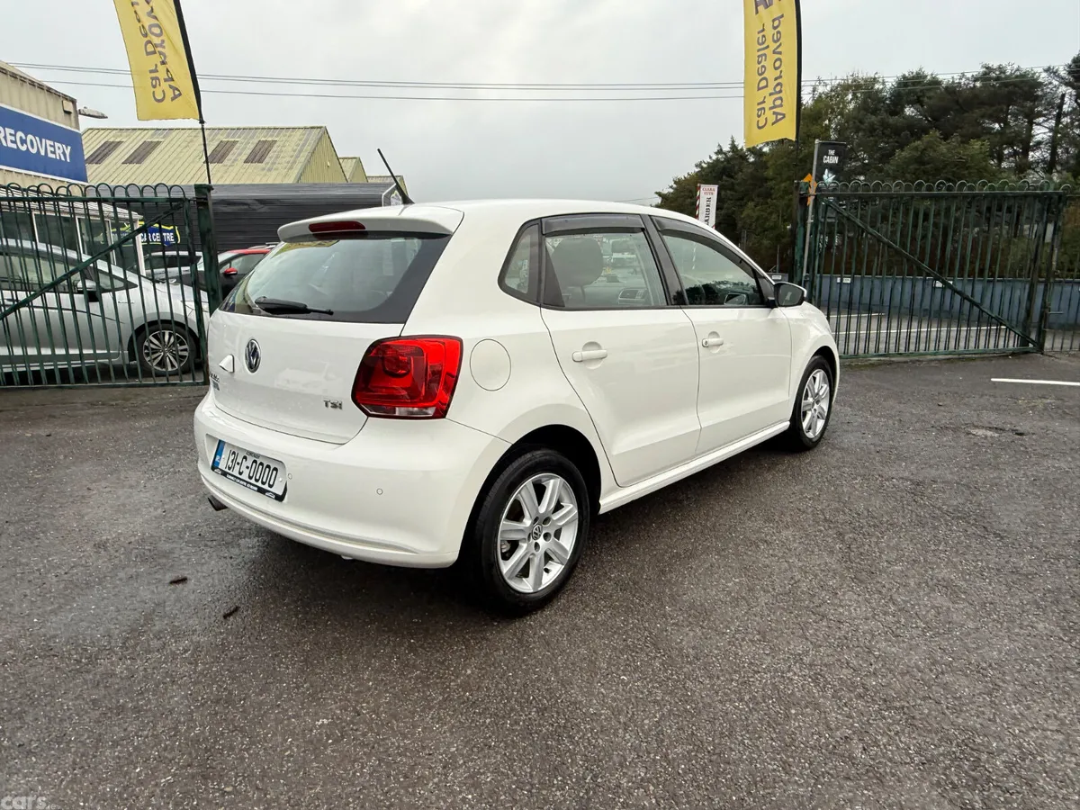 Volkswagen Polo Hatchback, Petrol, 2013, White