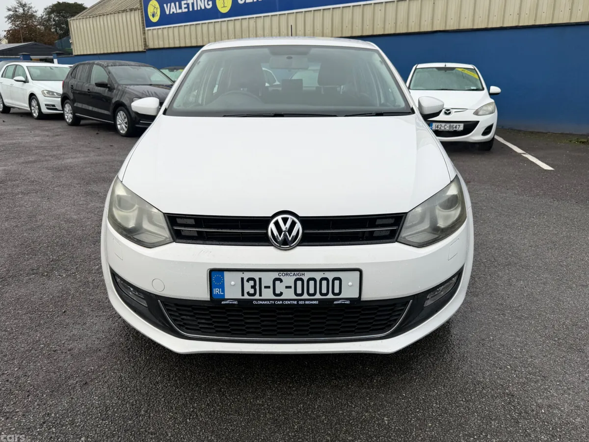 Volkswagen Polo Hatchback, Petrol, 2013, White
