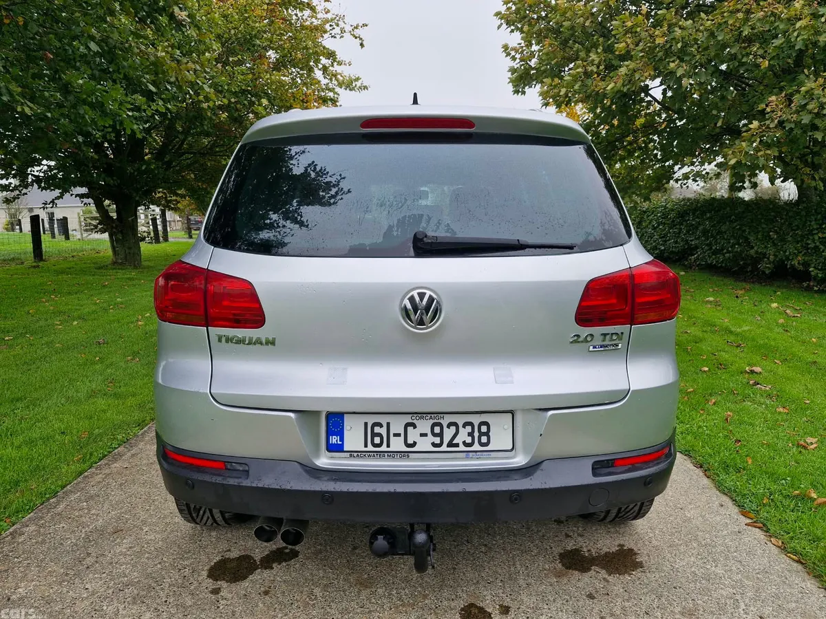 Volkswagen Tiguan SUV, Diesel, 2016, Silver