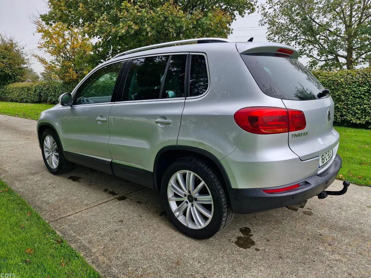 Volkswagen Tiguan SUV, Diesel, 2016, Silver