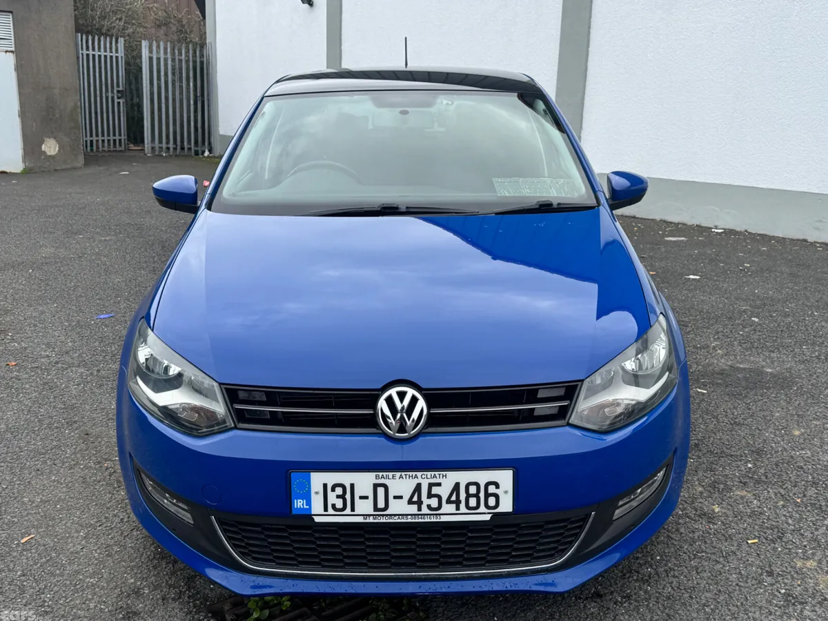 Volkswagen Polo Hatchback, Petrol, 2013, Blue