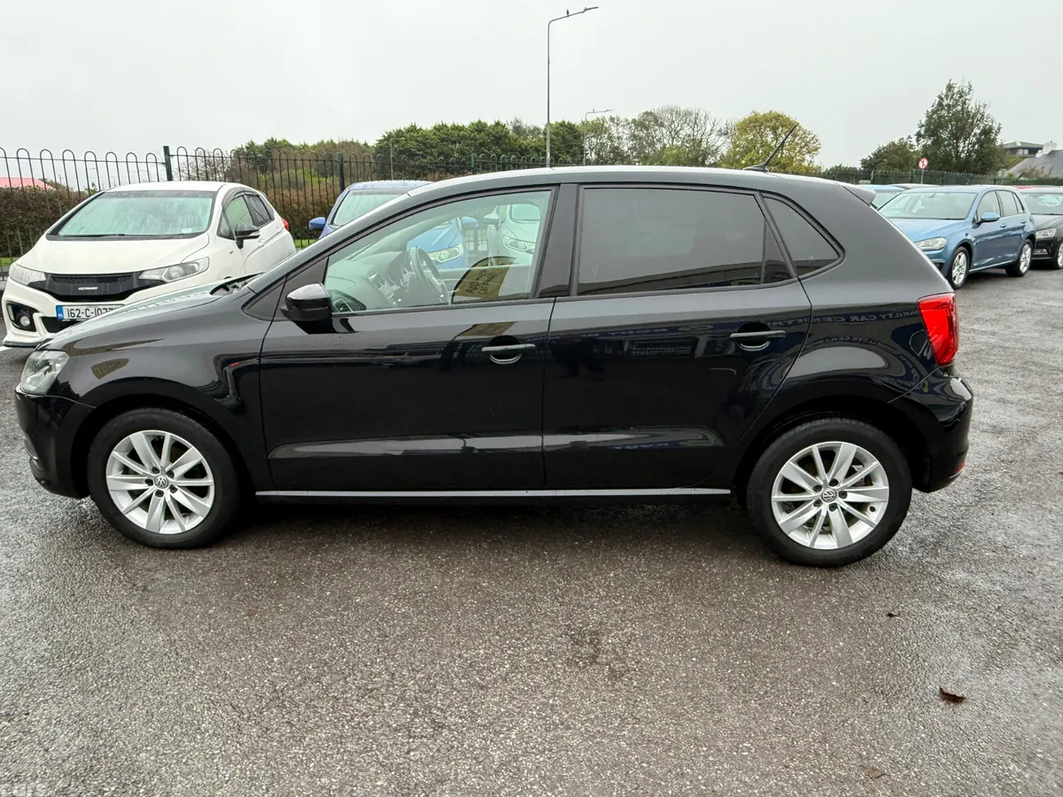 Volkswagen Polo Hatchback, Petrol, 2015, Black