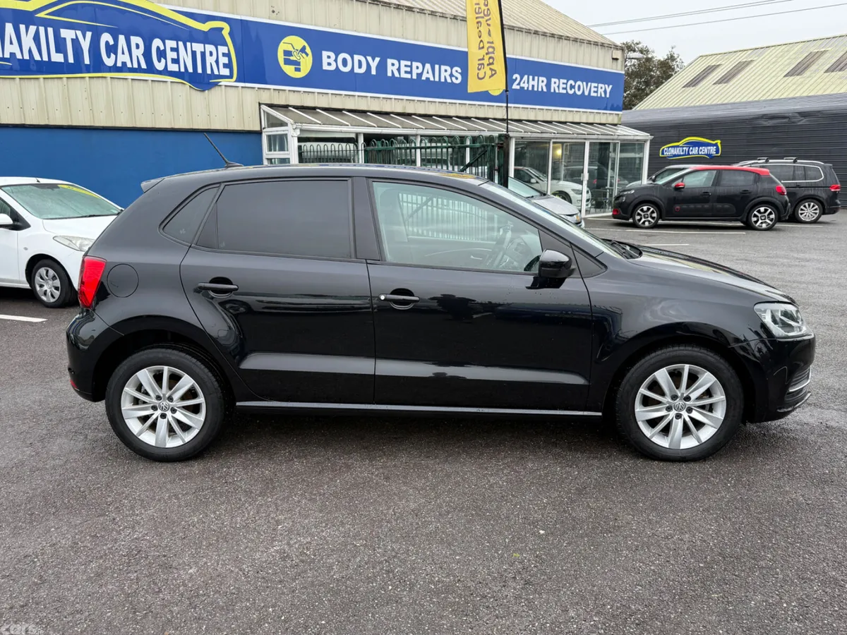 Volkswagen Polo Hatchback, Petrol, 2015, Black