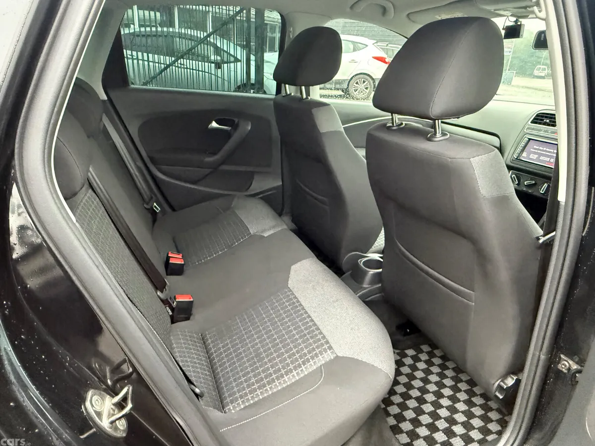 Volkswagen Polo Hatchback, Petrol, 2015, Black