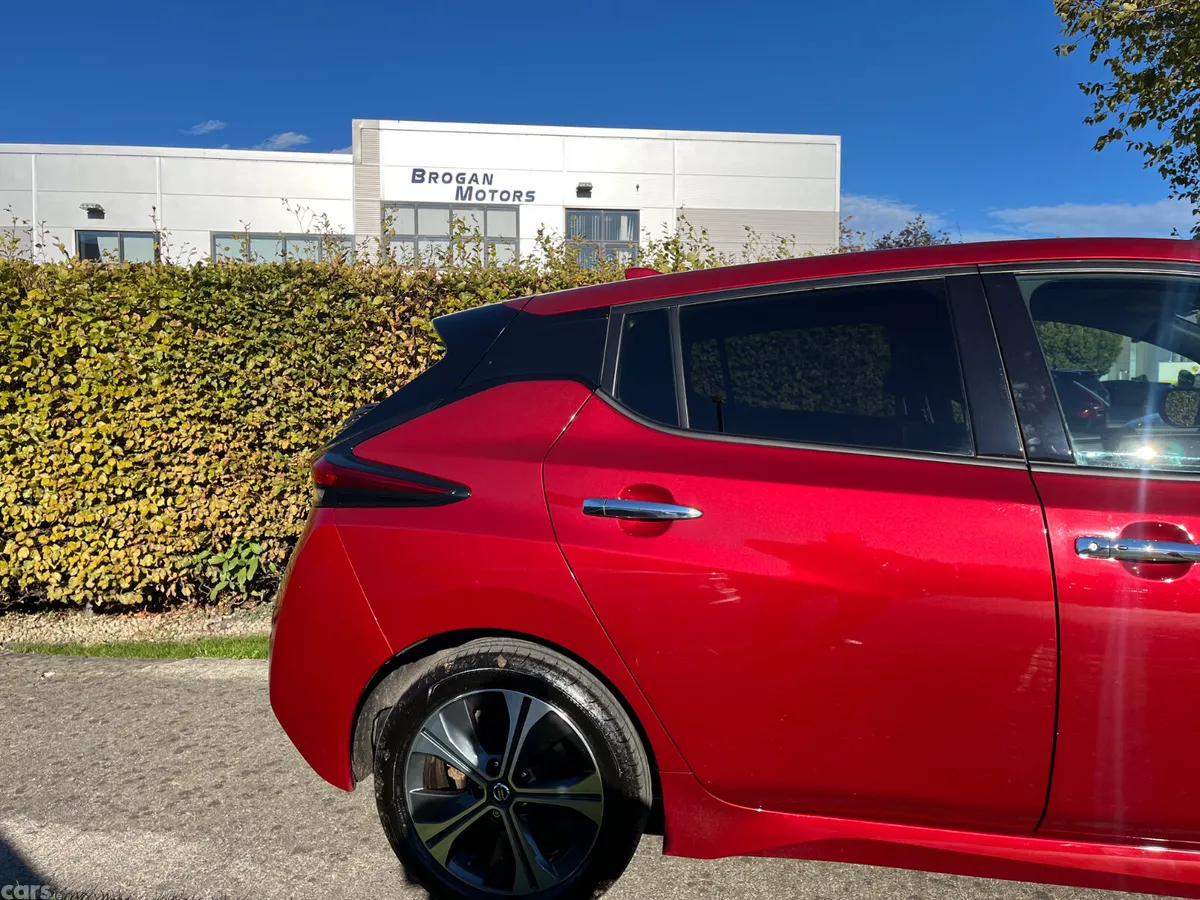 Nissan Leaf Hatchback, Electric, 2021, Red