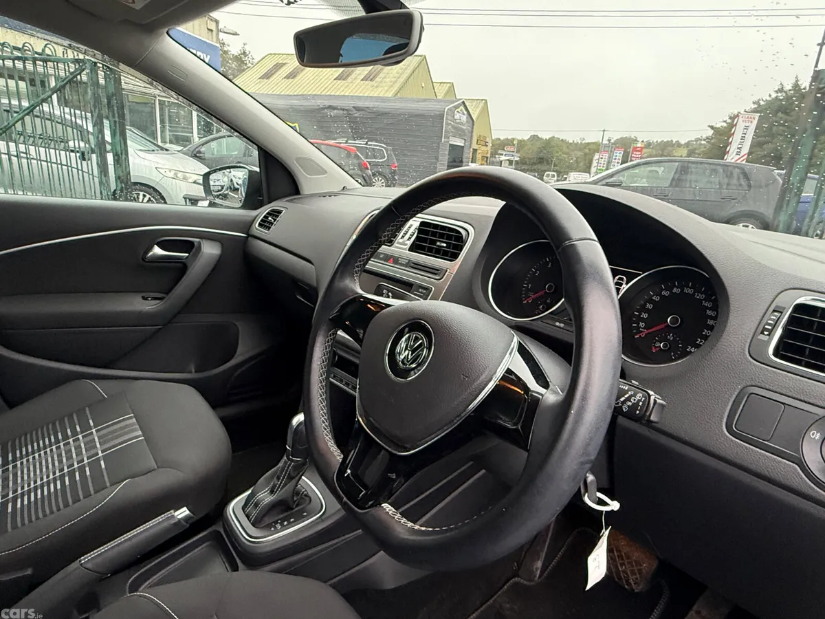 Volkswagen Polo Hatchback, Petrol, 2015, Black