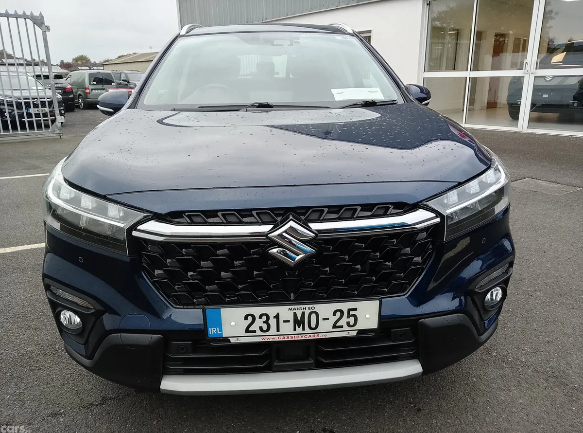 Suzuki S-CROSS Hatchback, Petrol Hybrid, 2023, Blue