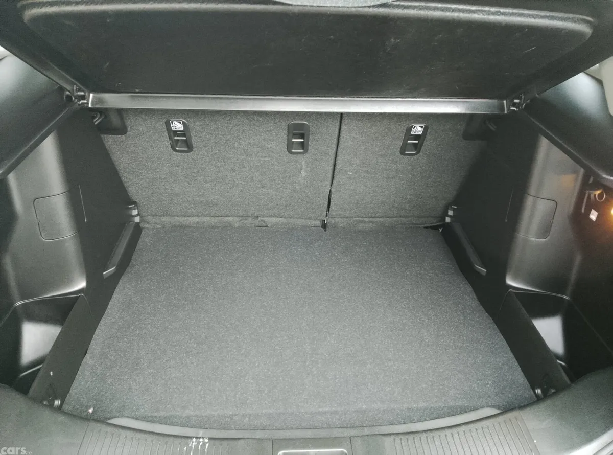 Suzuki S-CROSS Hatchback, Petrol Hybrid, 2023, Blue