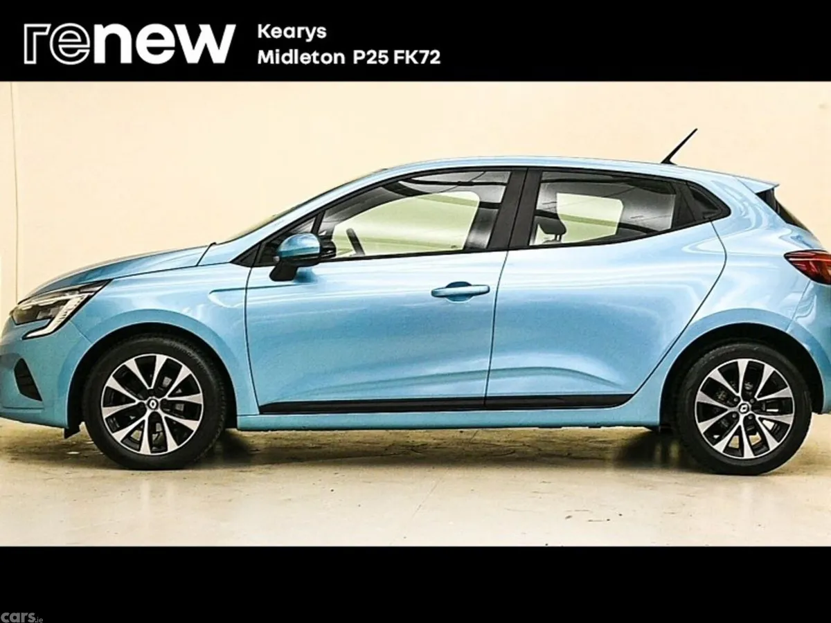 Renault Clio Hatchback, Petrol, 2022, Blue