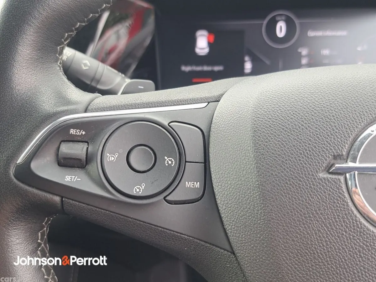 Opel Grandland X SUV, Diesel, 2023, Red