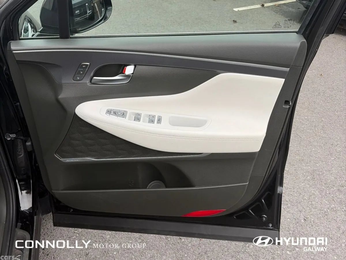Hyundai Santa Fe SUV, Petrol Plug-in Hybrid, 2021, Black