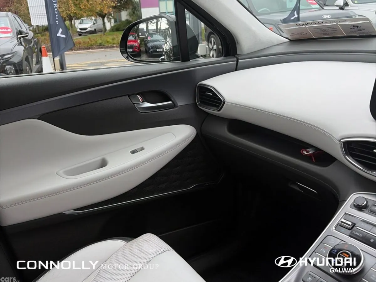 Hyundai Santa Fe SUV, Petrol Plug-in Hybrid, 2021, Black